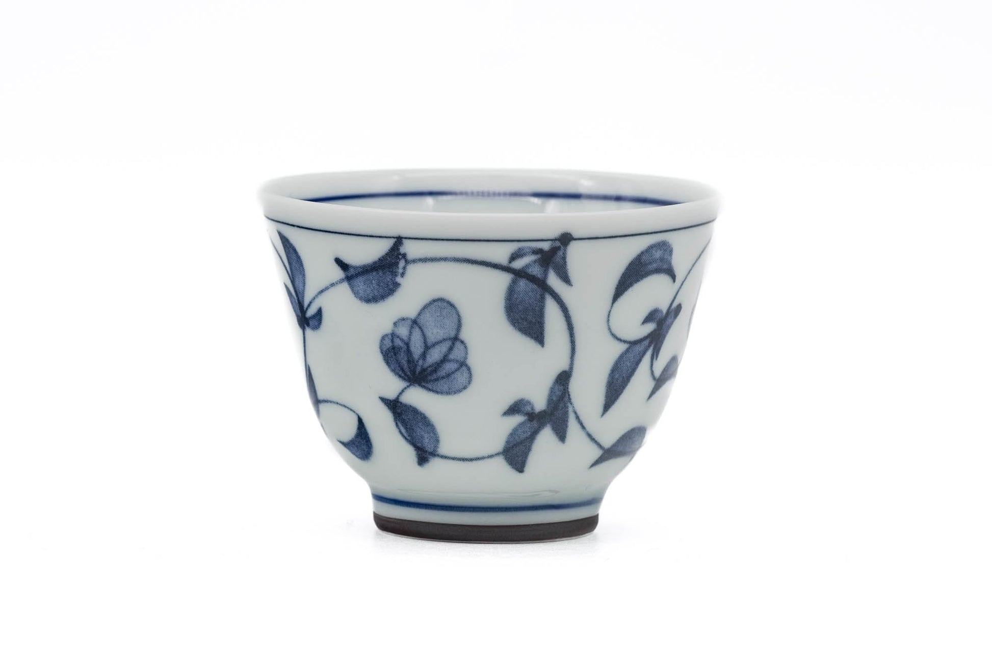 Japanese Teacup - Blue Floral Arabesque Porcelain Mino-yaki Yunomi - 70ml